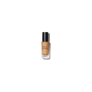 BASE DE MAQUILLAJE CON EFECTO MATE SKIN LONG-WEAR WEIGHTLESS FOUNDATION SPFOLDEN -DORADO BOBBI BROWN 15 G