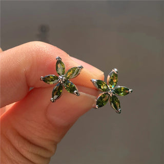 Pendientes de Estrella Pequeña con Circón Arcoíris Plateados