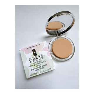 MAQUILLAJE EN POLVO STAY MATTE #101 INVISIBLE MATTE CLINIQUE 7.6 GR